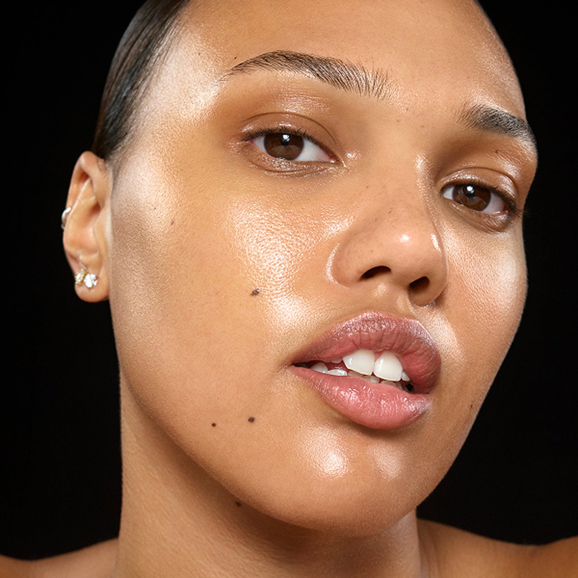 the-bestselling-intro-to-great-skin-g2 InsiderKit_UK_Model2_2000x2000_d49c66d7-afe9-44f8-93cf-038360f6f620.jpg
