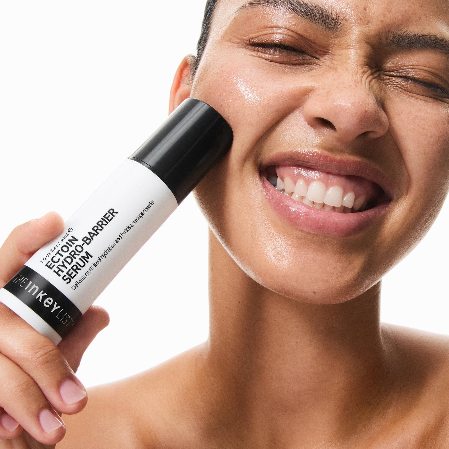 ectoin-hydro-barrier-serum-h3 Omega50_Model_2000x2000_51d34848-519c-4045-b288-30216504f8ba.jpg